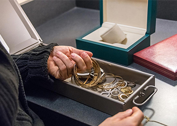 Secure vault storage service